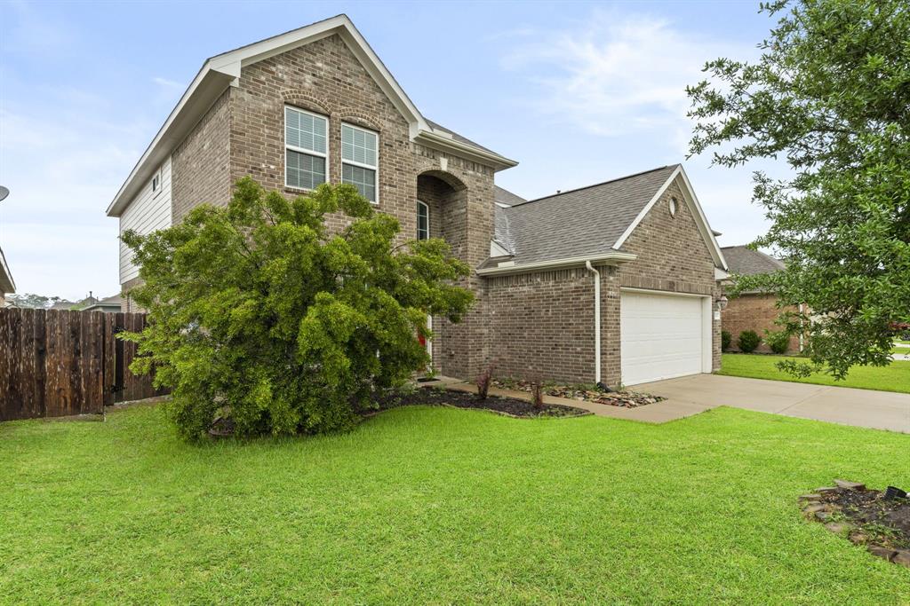 10015 Chase Court, Baytown, Texas image 25