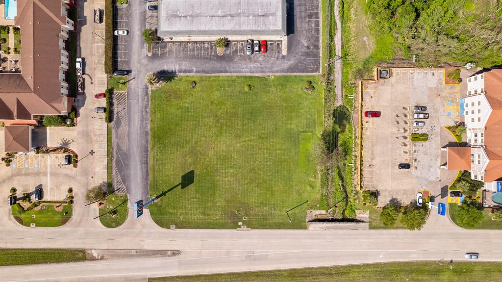 1000 Highway 332, Clute, Texas image 9