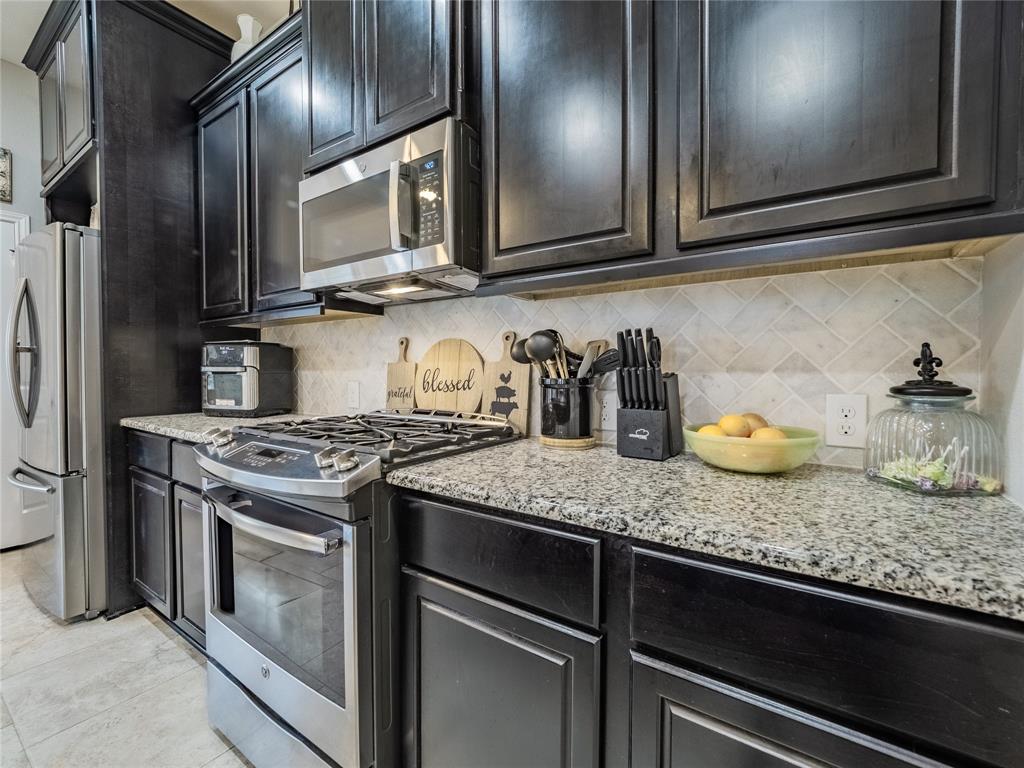 9822 Faulkner Trail, Rosharon, Texas image 14