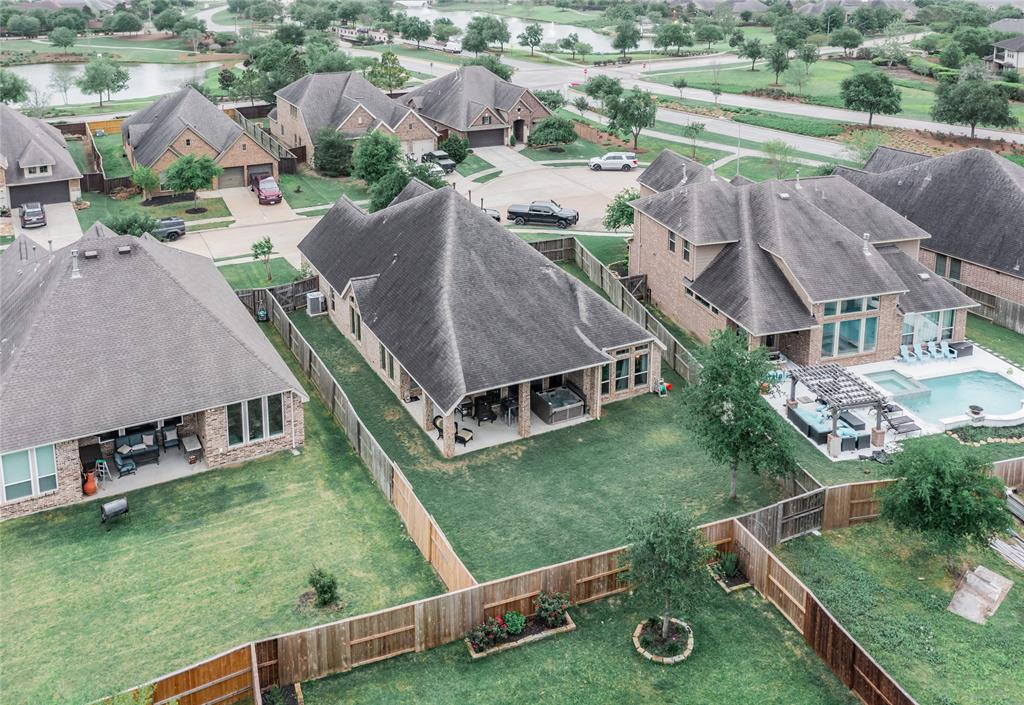 9822 Faulkner Trail, Rosharon, Texas image 31