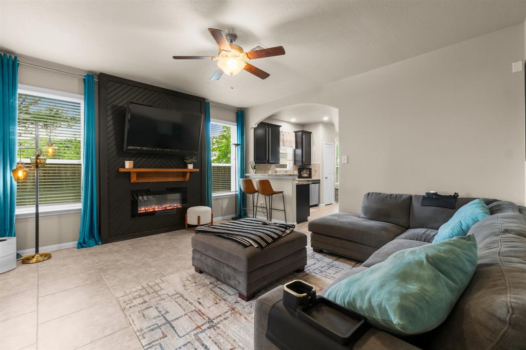 18342 Tacoma Ridge Drive, Tomball, Texas image 5