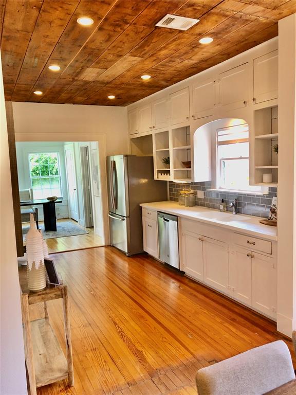 824 Sledge Street, Houston, Texas image 28