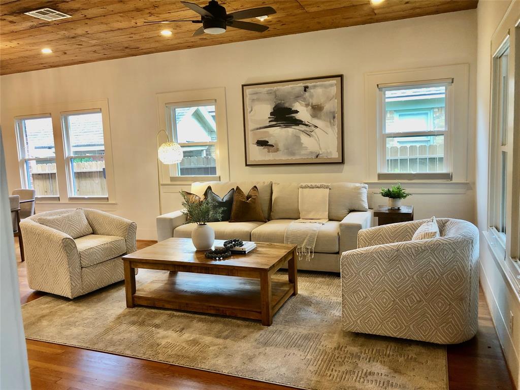 824 Sledge Street, Houston, Texas image 6