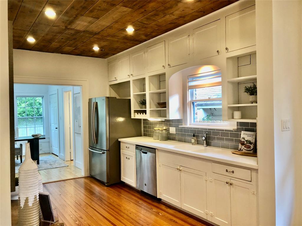 824 Sledge Street, Houston, Texas image 13