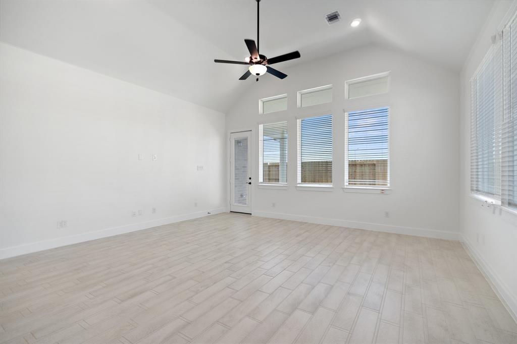 429 Sprigtail Drive, Katy, Texas image 11