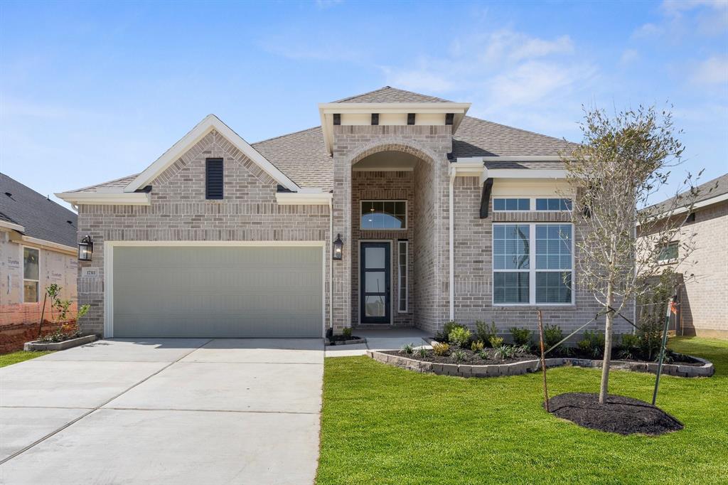 429 Sprigtail Drive, Katy, Texas image 3