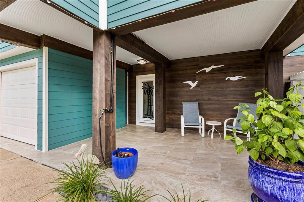 1335 Edwards Drive