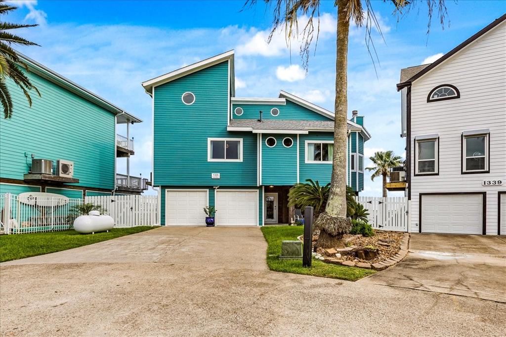 1335 Edwards Drive