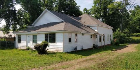 A home in Nacogdoches