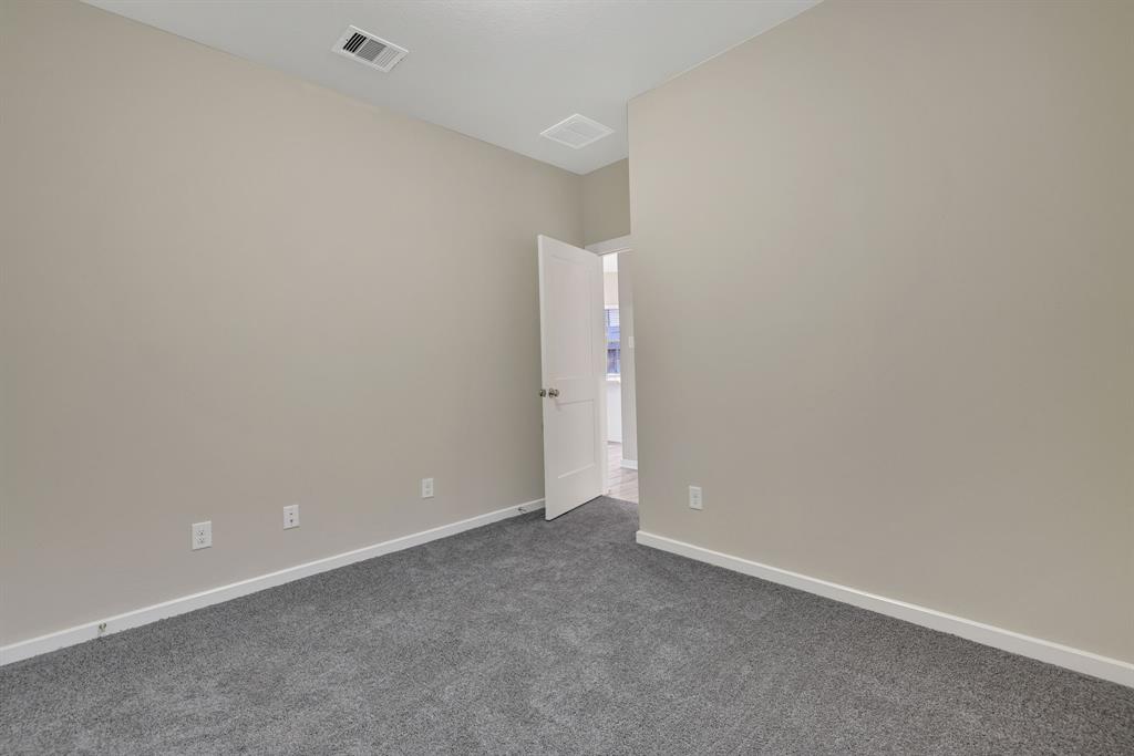 7011 Winterberry Glen Lane, Katy, Texas image 24