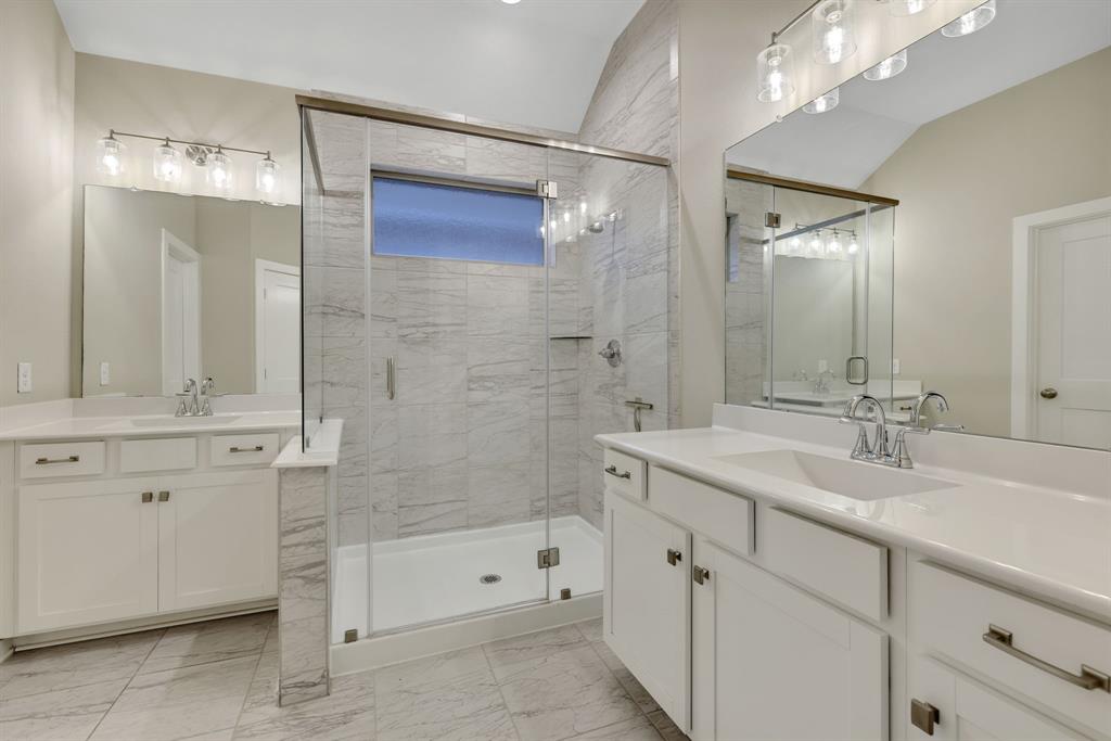 7011 Winterberry Glen Lane, Katy, Texas image 17
