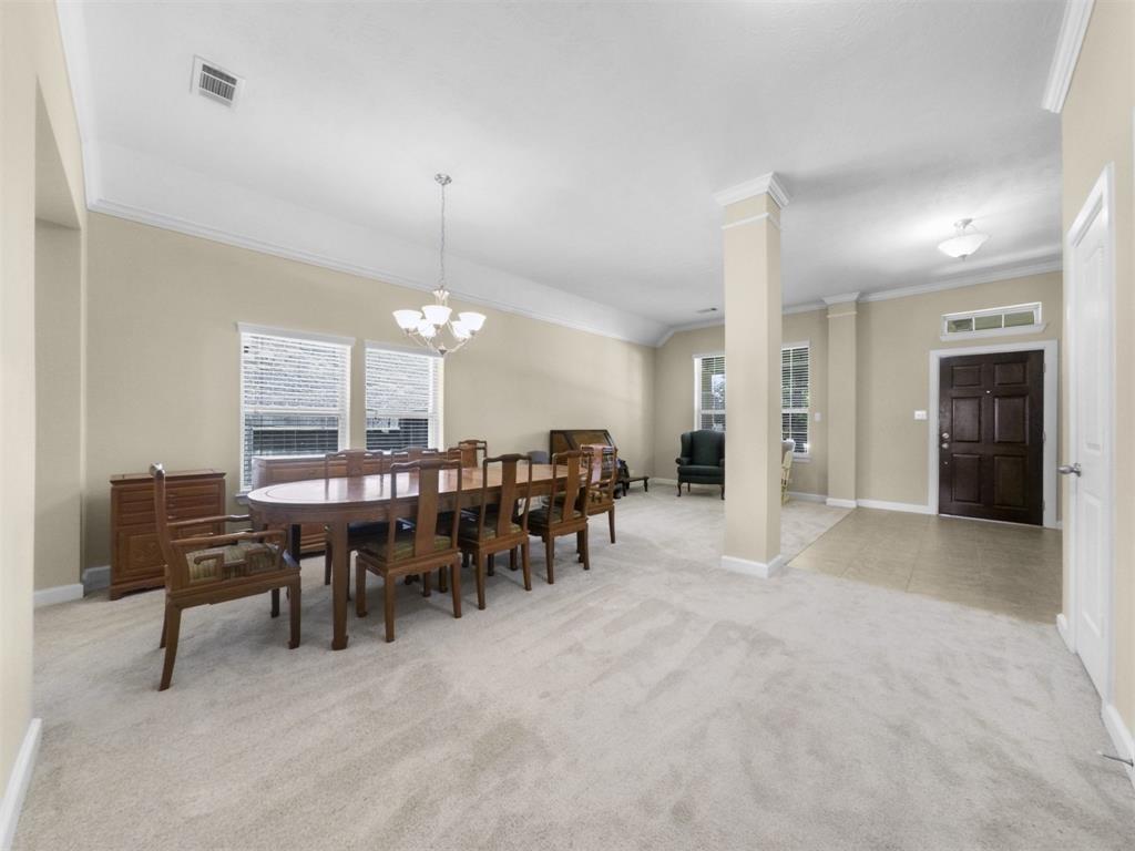 18223 E Willow Oak Bend Drive, Cypress, Texas image 8