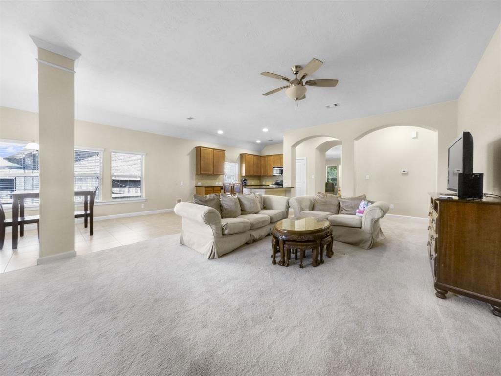 18223 E Willow Oak Bend Drive, Cypress, Texas image 16