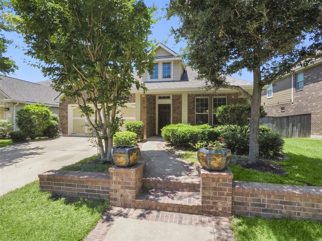 18223 E Willow Oak Bend Drive, Cypress, Texas image 1
