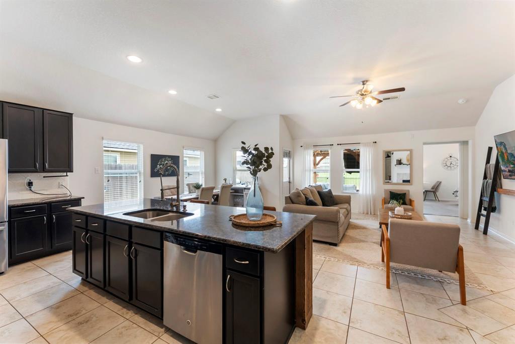 9998 Chimney Swift Lane, Conroe, Texas image 16