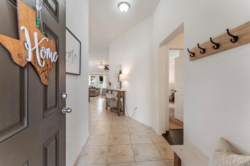 9998 Chimney Swift Lane, Conroe, Texas image 3