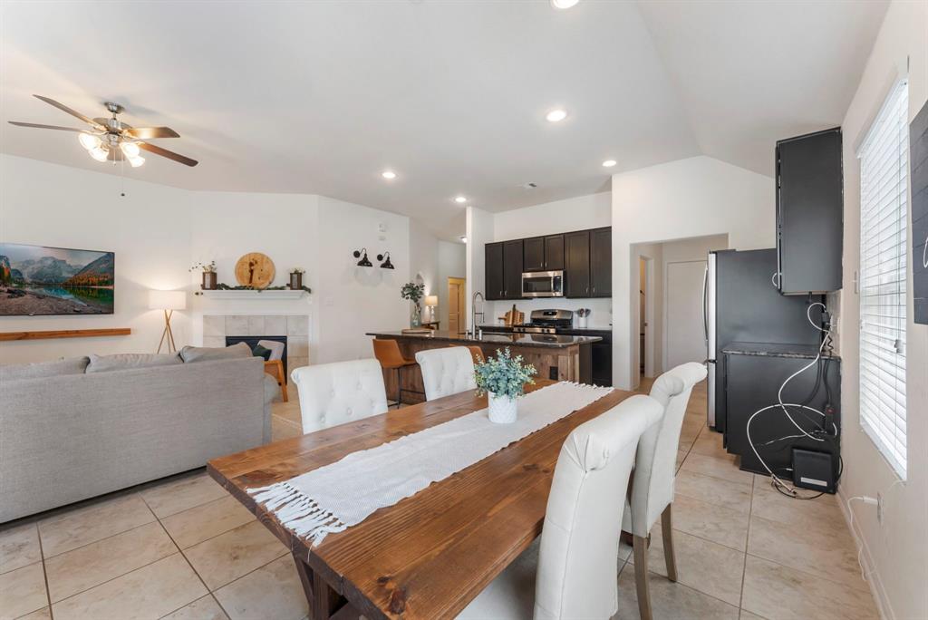 9998 Chimney Swift Lane, Conroe, Texas image 7