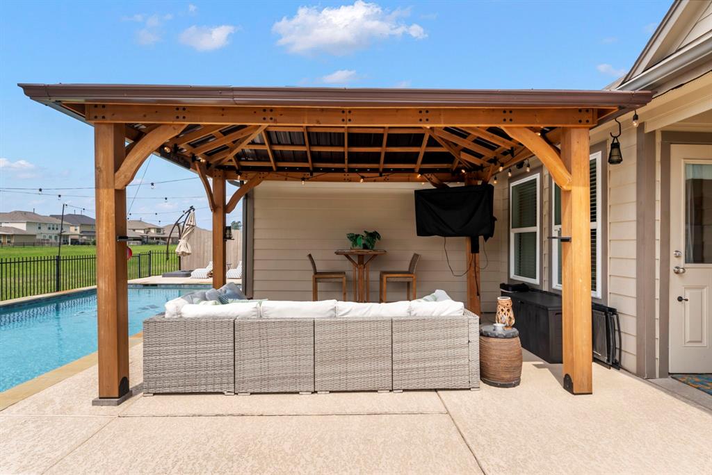 9998 Chimney Swift Lane, Conroe, Texas image 37