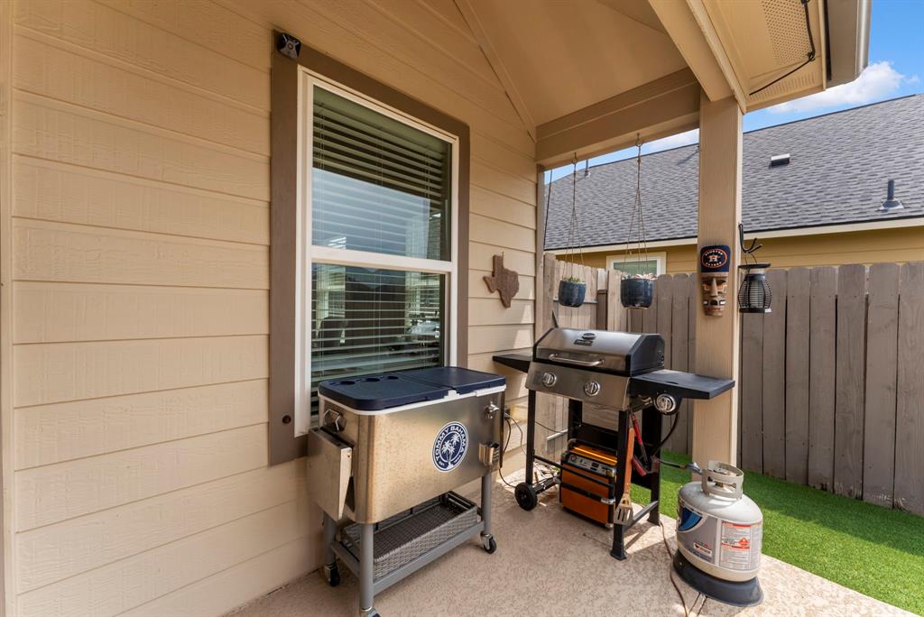 9998 Chimney Swift Lane, Conroe, Texas image 36