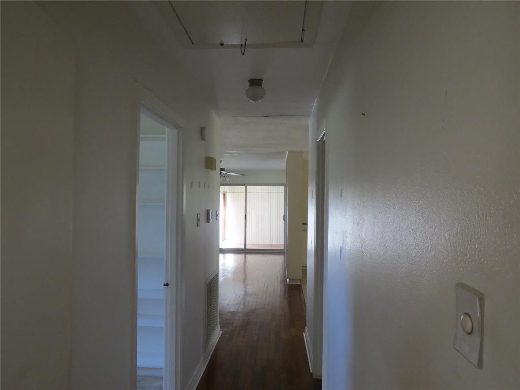 2101 Avenue R, Huntsville, Texas image 10