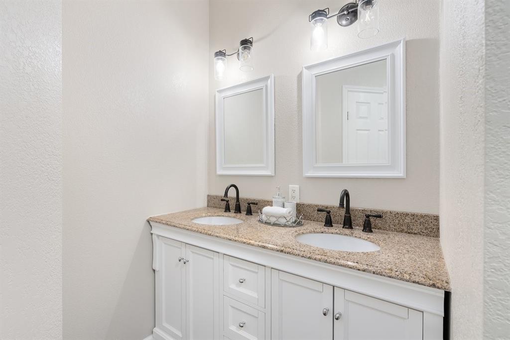 6818 Del Bello Road, Manvel, Texas image 25