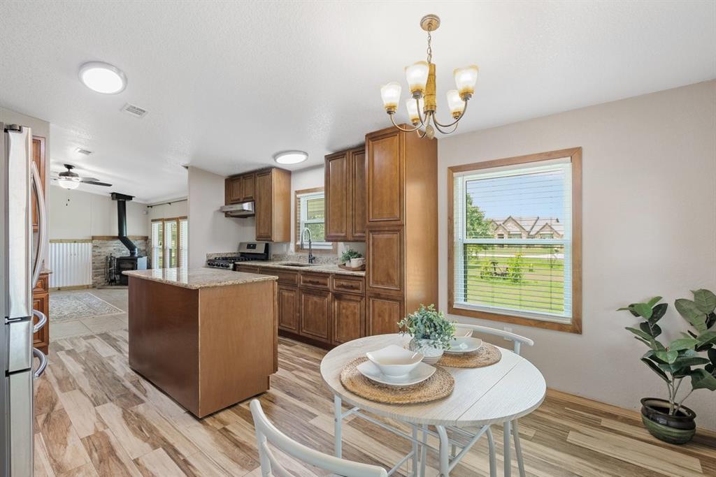 6818 Del Bello Road, Manvel, Texas image 16