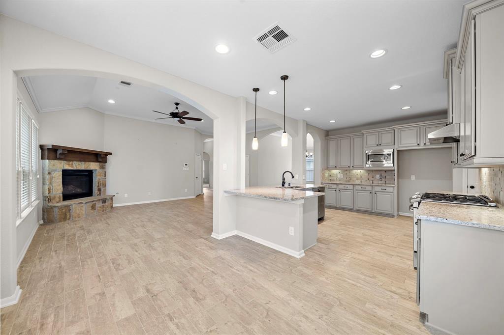 23906 Hartford Springs Trail, Katy, Texas image 10