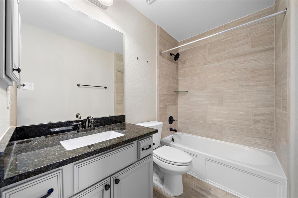 23906 Hartford Springs Trail, Katy, Texas image 22
