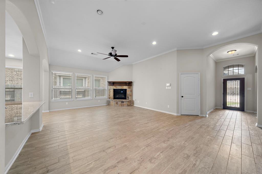 23906 Hartford Springs Trail, Katy, Texas image 8