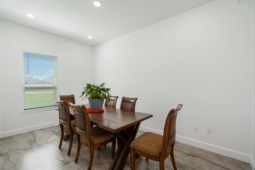 27910 Park Cove Court, Rosharon, Texas image 12