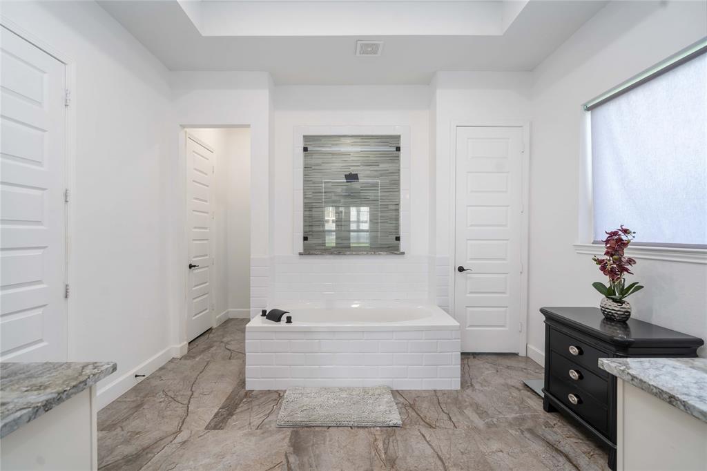 27910 Park Cove Court, Rosharon, Texas image 20