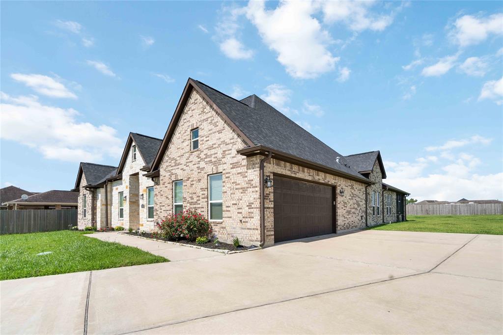 27910 Park Cove Court, Rosharon, Texas image 3