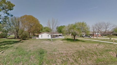 Single Family Residence in La Porte TX 10275 H Street.jpg
