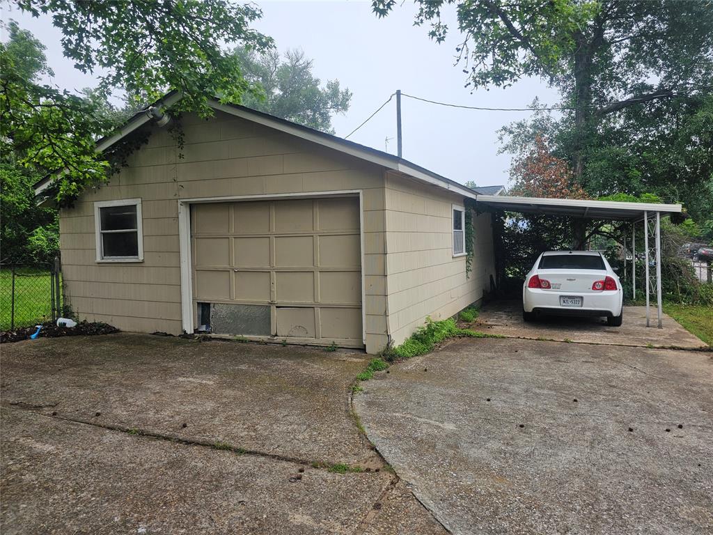 2717 Old Houston Road, Huntsville, Texas image 23