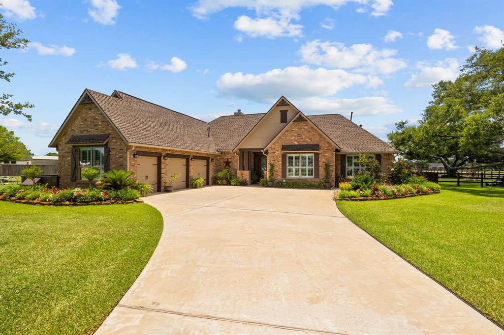 15819 Bayou Oaks Drive