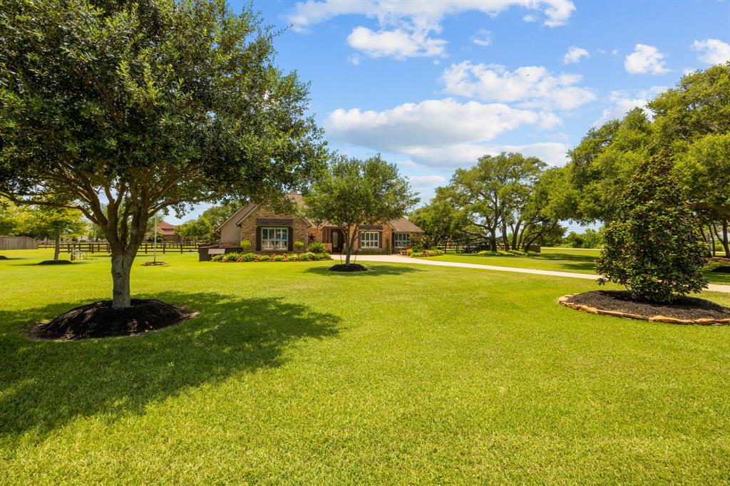 15819 Bayou Oaks Drive