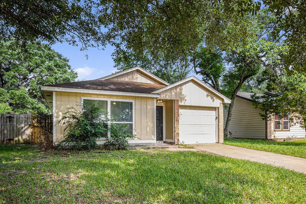 2203 Crosscoach Lane