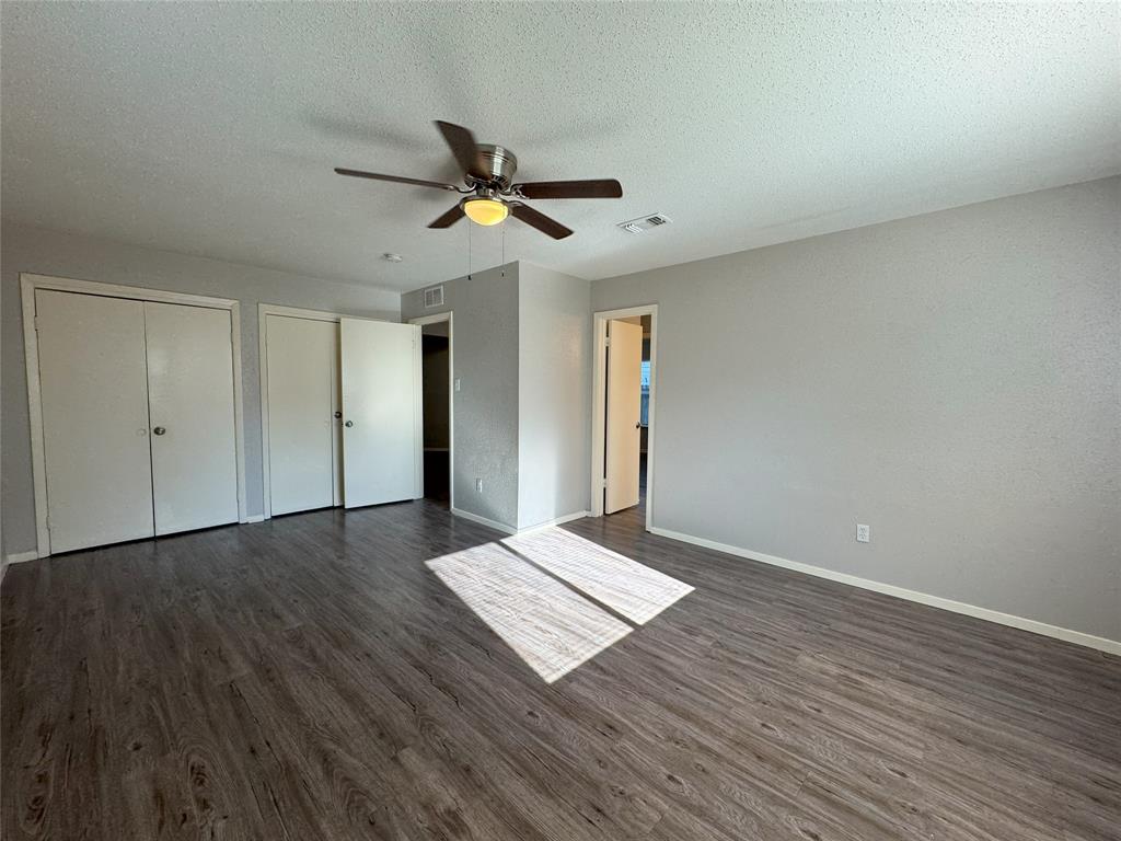 2203 Crosscoach Lane, Katy, Texas image 2