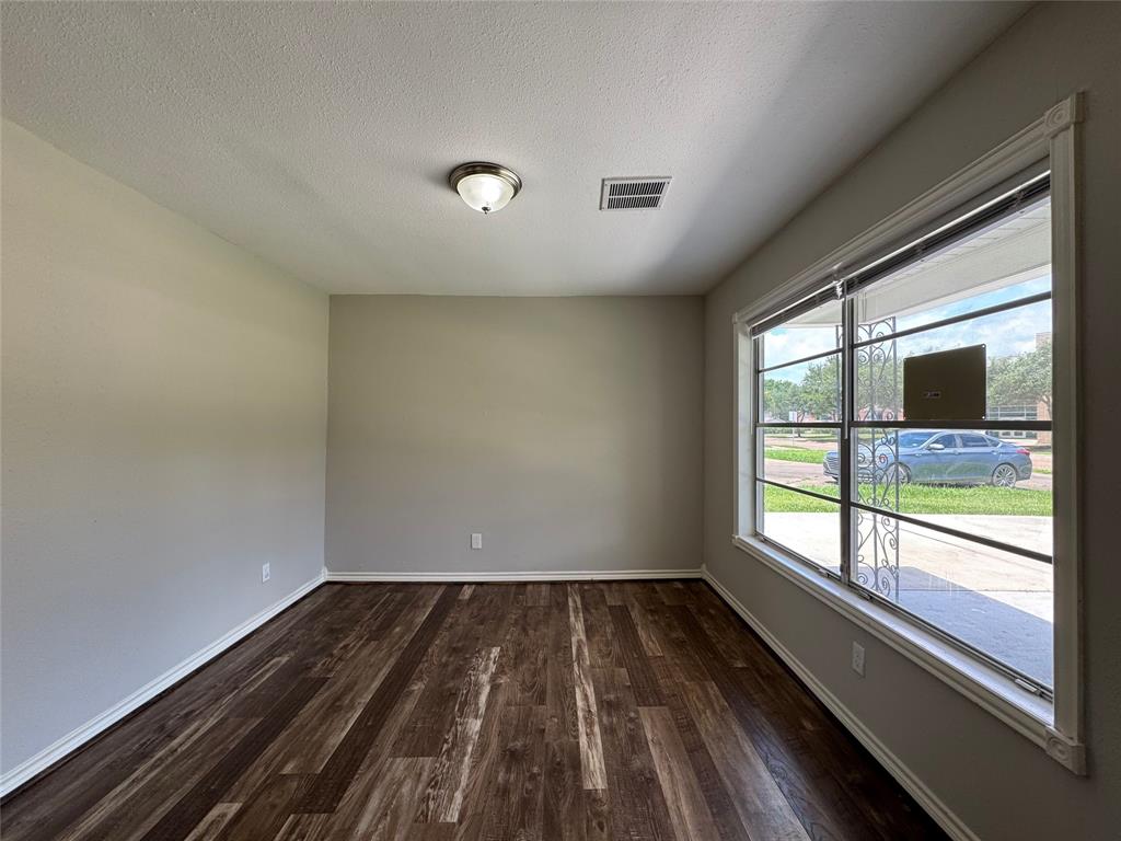 2203 Crosscoach Lane, Katy, Texas image 9