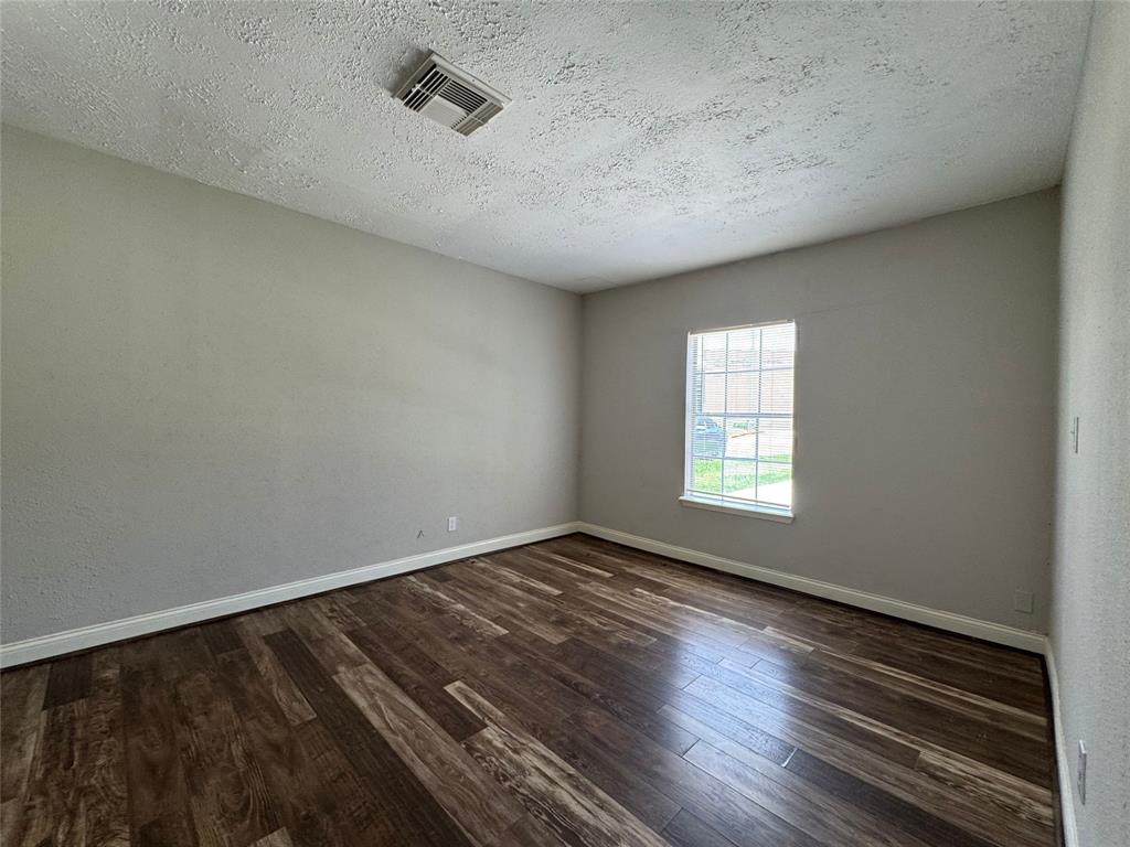 2203 Crosscoach Lane, Katy, Texas image 4