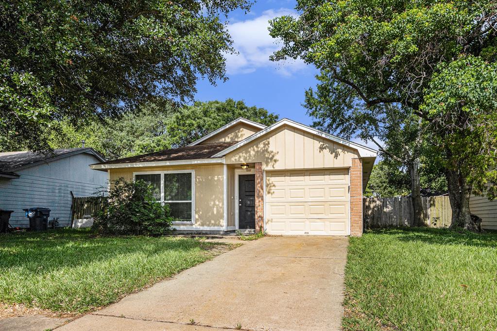 2203 Crosscoach Lane