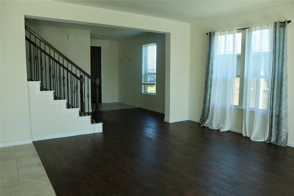 25327 Cheshire Knoll Street, Katy, Texas image 12