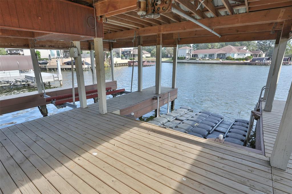 9252 Deepwater Drive, Montgomery, Texas image 32