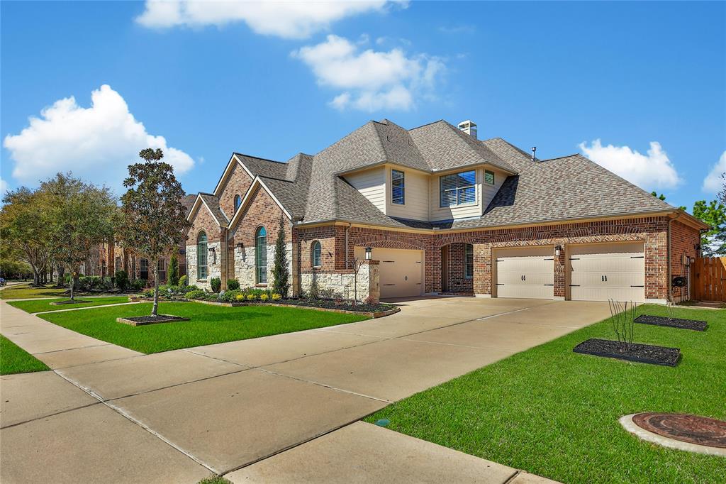 25306 Springwood Lake Drive, Katy, Texas image 6