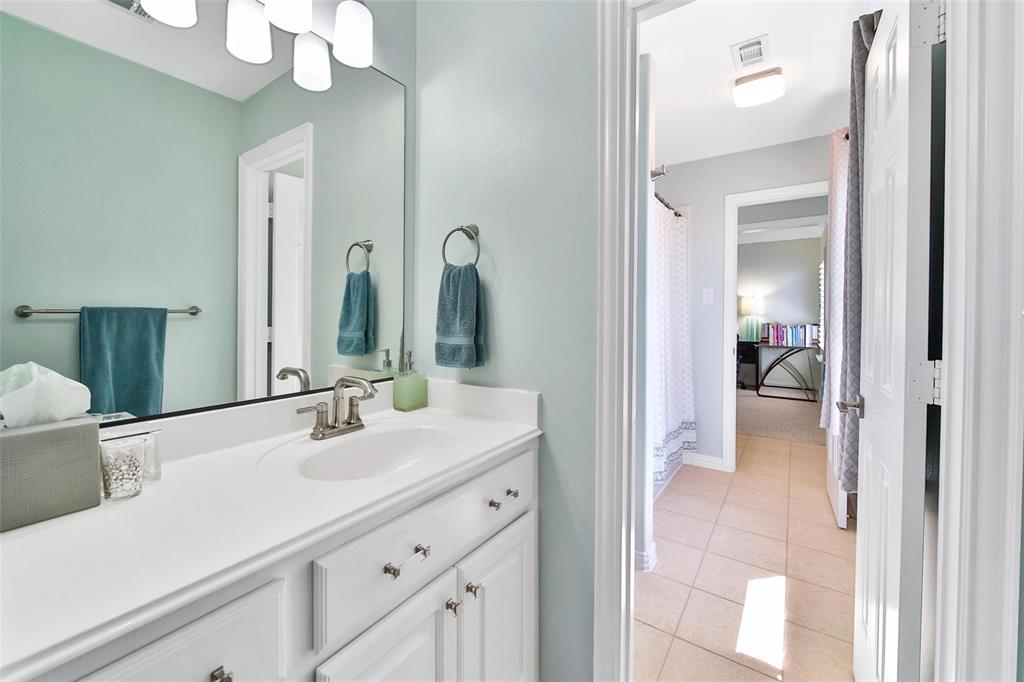 25306 Springwood Lake Drive, Katy, Texas image 39