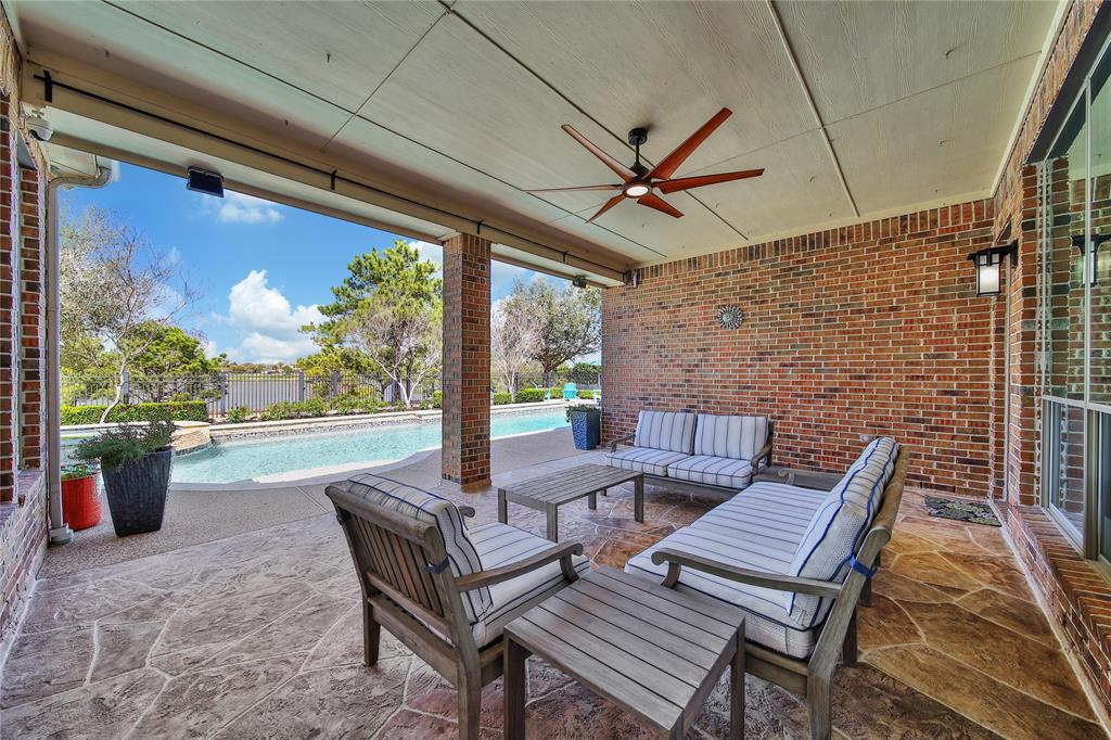 25306 Springwood Lake Drive, Katy, Texas image 41