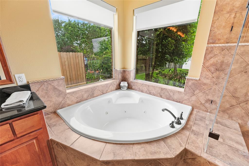 2034 Lake Fountain Drive, Katy, Texas image 23