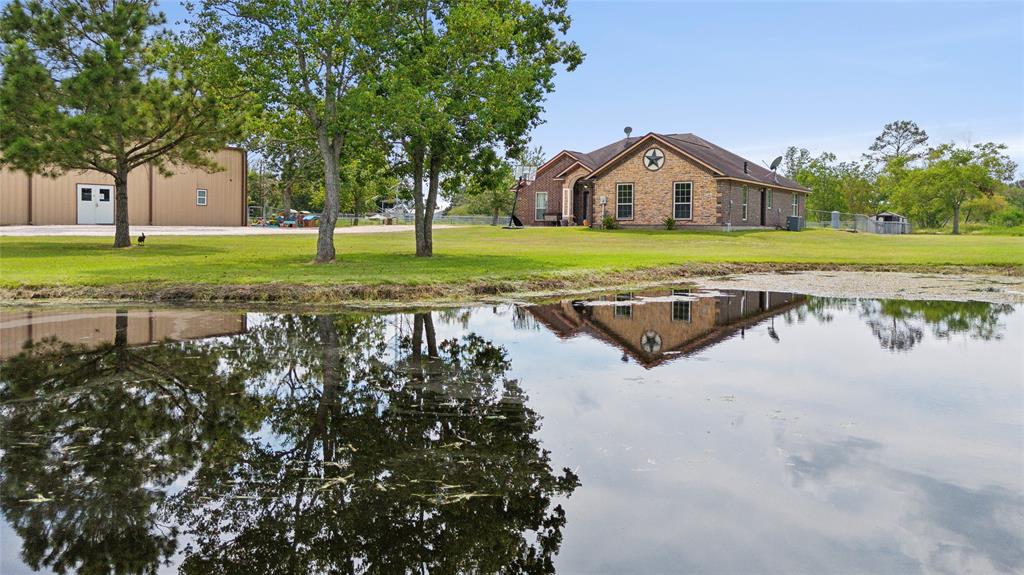 18590 Englin Road, Winnie, Texas image 1