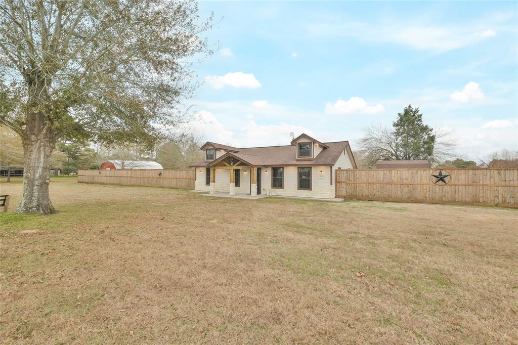 30925 Pohl Road, Waller, Texas image 2