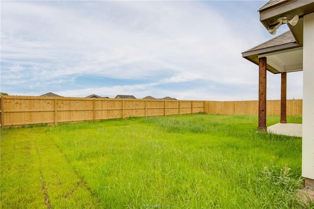 474 Harvest Lake Drive, Snook, Texas image 24